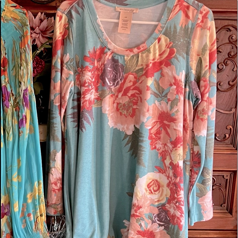 Cute, floral tunic, long sleeved, Teal/Aqua XL
